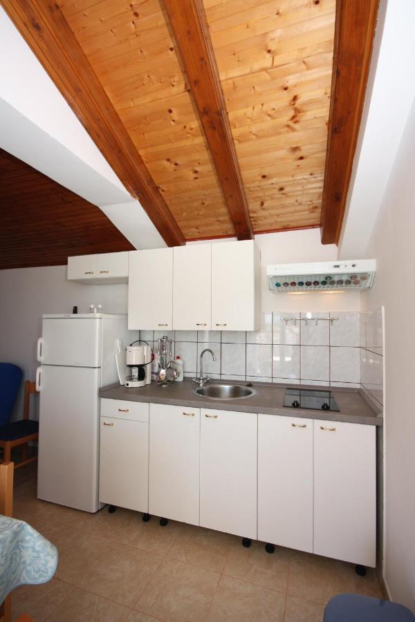 Apartments With A Parking Space Jezera, Murter - 5079 Exterior foto
